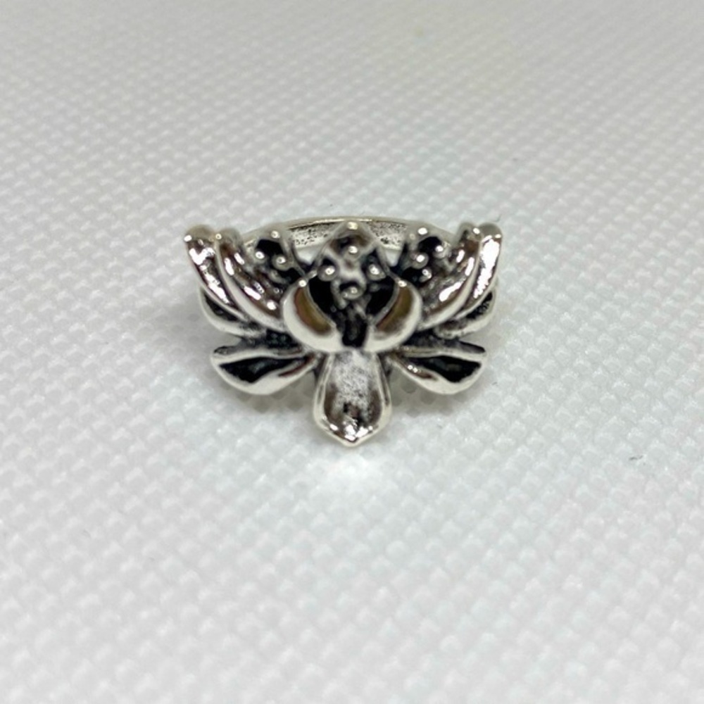 Silver And Black Accent Ring - Picture 1 of 3